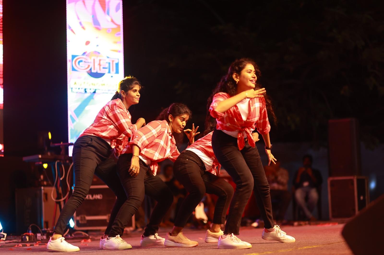 Godavari Global University Cultural Events photo 3